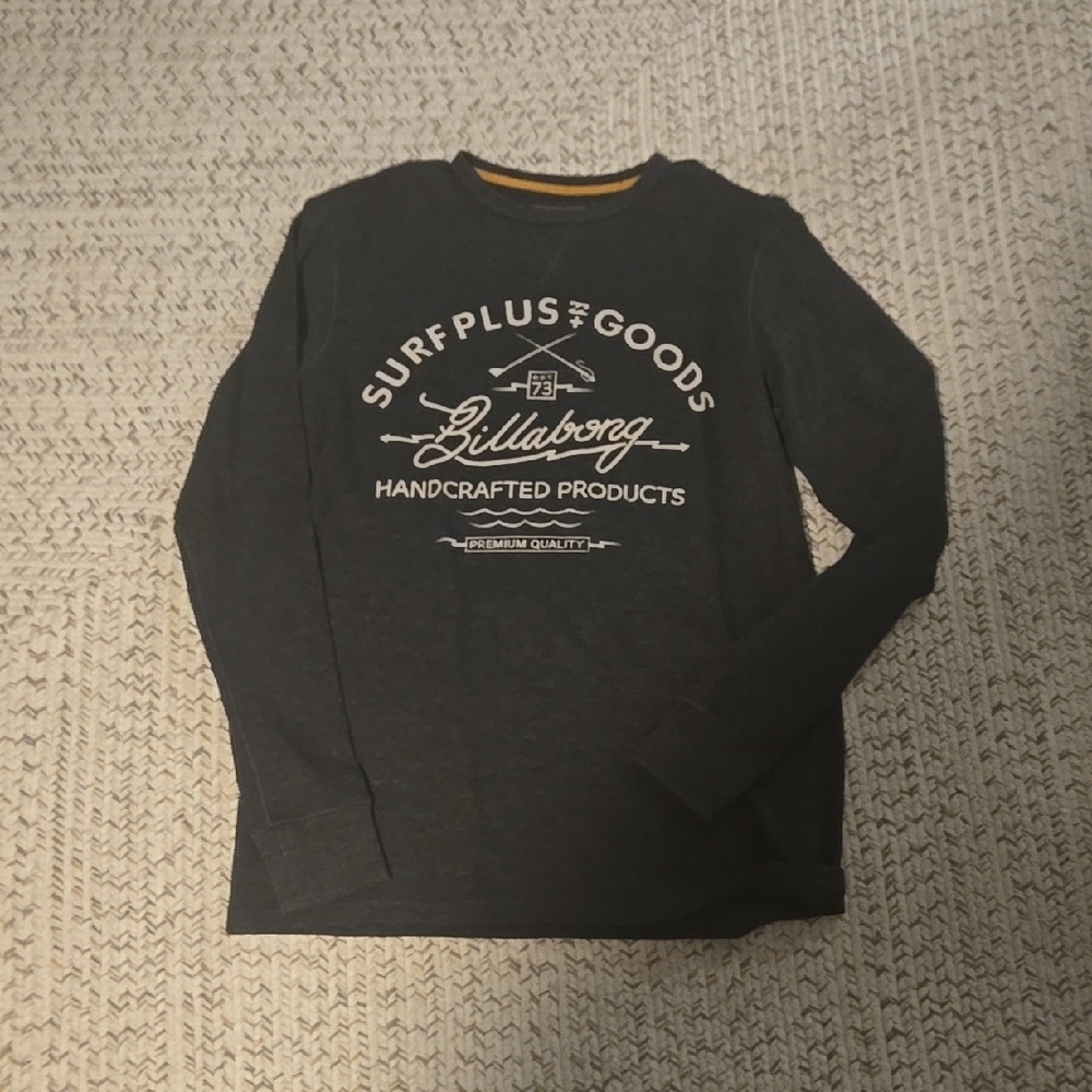 NWOT Billabong Gray Long Sleeve Shirt